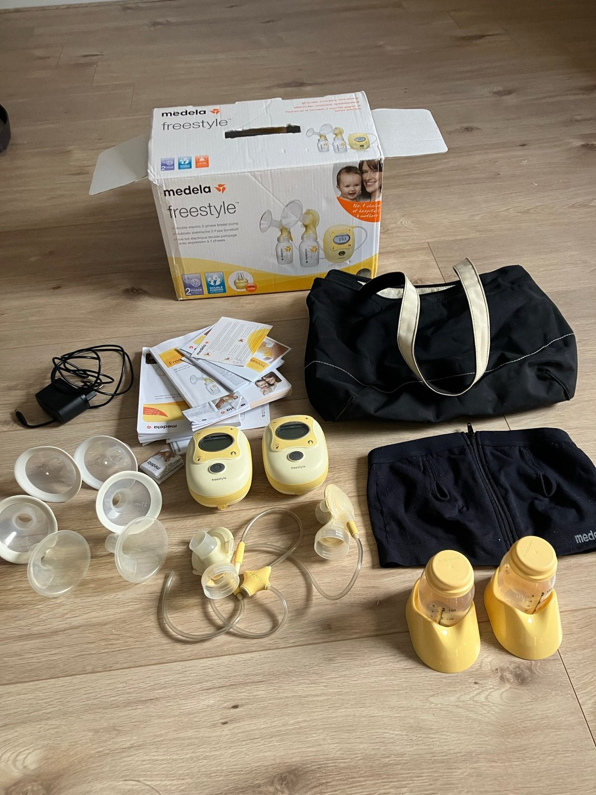 Medela Freestyle Dubbele Kolf, Accessoires, Tas & bh, Ophalen of Verzenden, Gebruikt