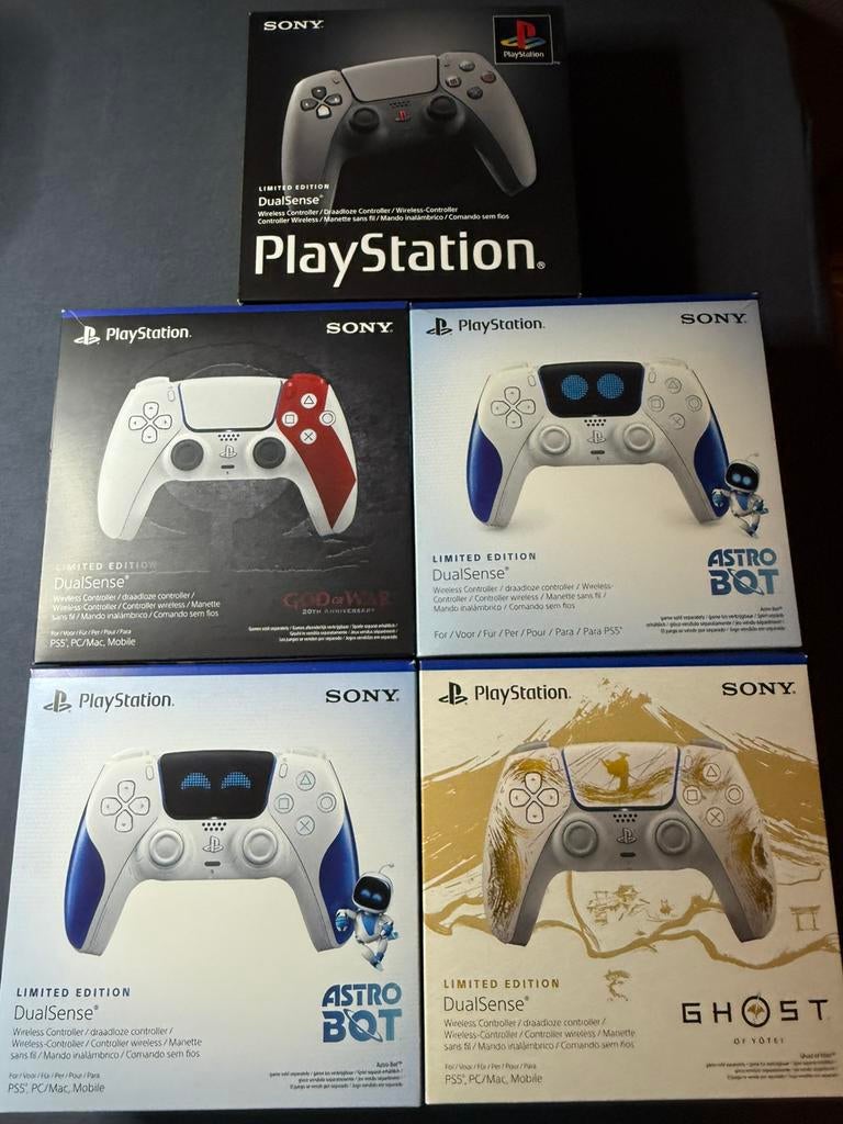 Ps5 limited controllers nieuw geseald, Spelcomputers en Games, Spelcomputers | Sony PlayStation Consoles | Accessoires, Ophalen of Verzenden