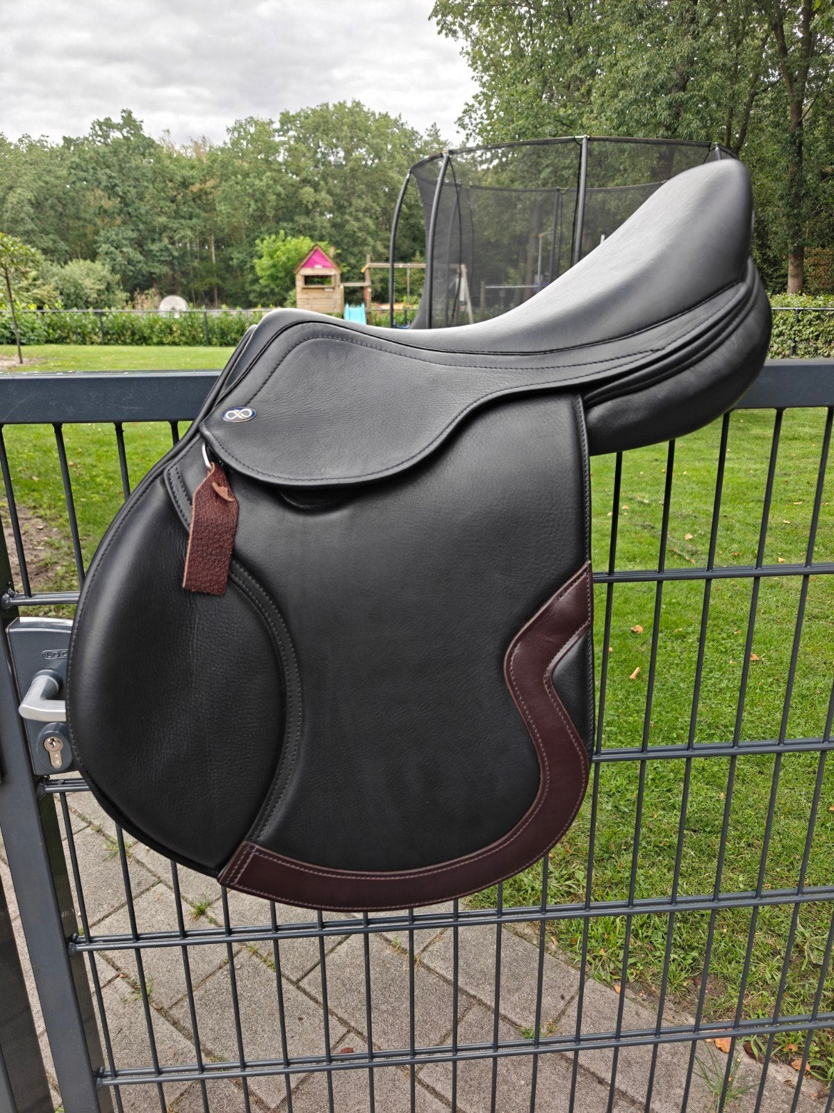 ✨ Te koop: nieuw Connect Rialto springzadel– 17.5 inch ✨, L (17.5 inch), Ophalen of Verzenden, Springen, Middeldiepe zit