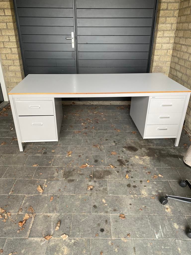 bureau met ladenblokken, Ophalen, Gebruikt, Metaal, Vintage