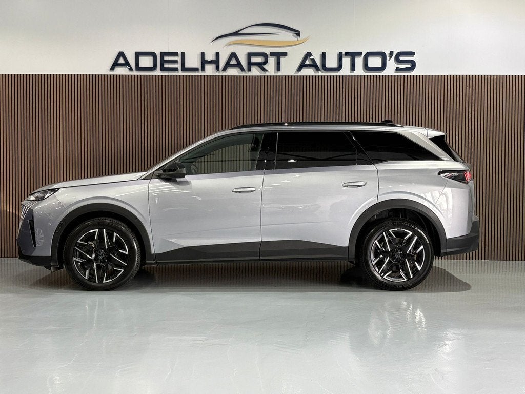 Peugeot 5008 1.2 Hybrid 145 Allure 7 Pers / Navigatie full m, Gebruikt, Zwart, 1199 cc, 7 stoelen