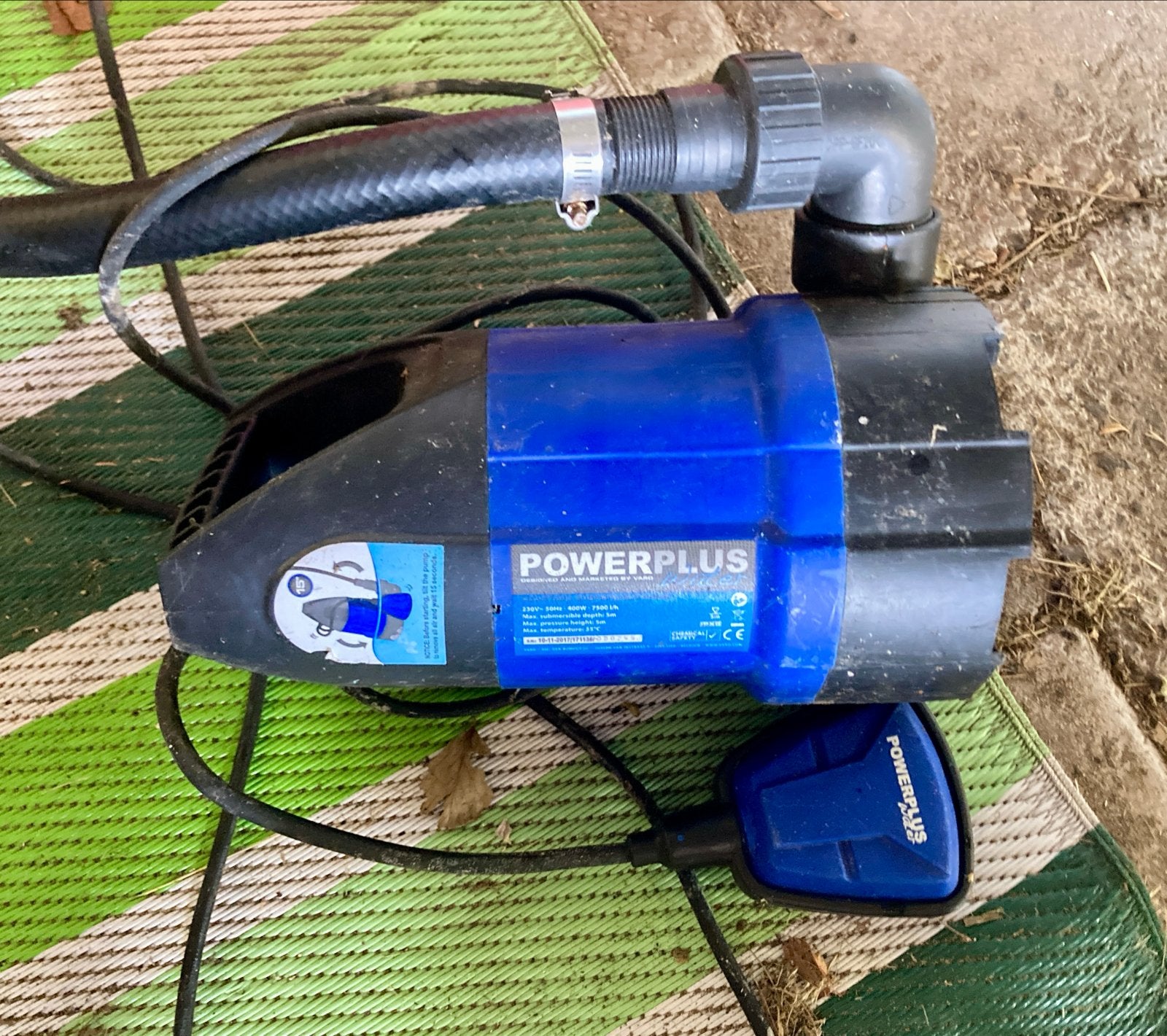 Dompelpomp Powerplus met 18m afvoerslang, Ophalen, Gebruikt