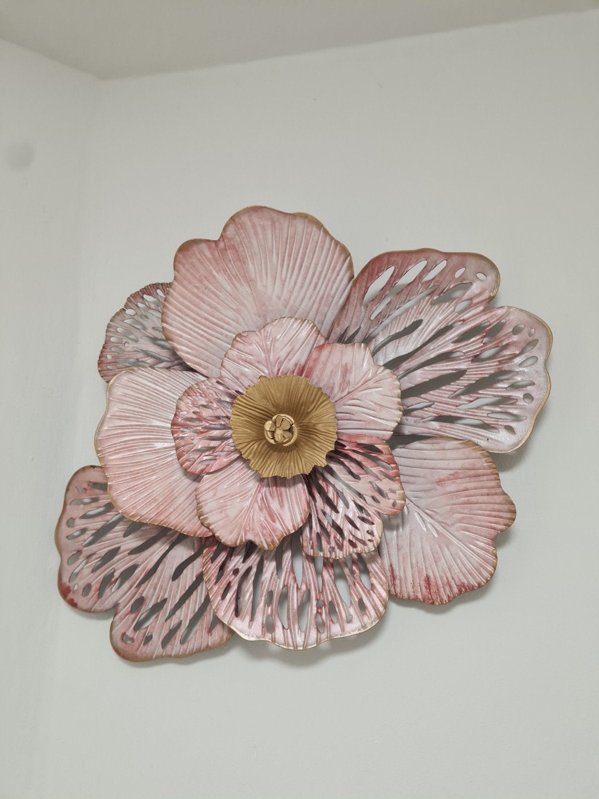 rose bloem van metaal vrij groot, Ophalen of Verzenden, Zo goed als nieuw