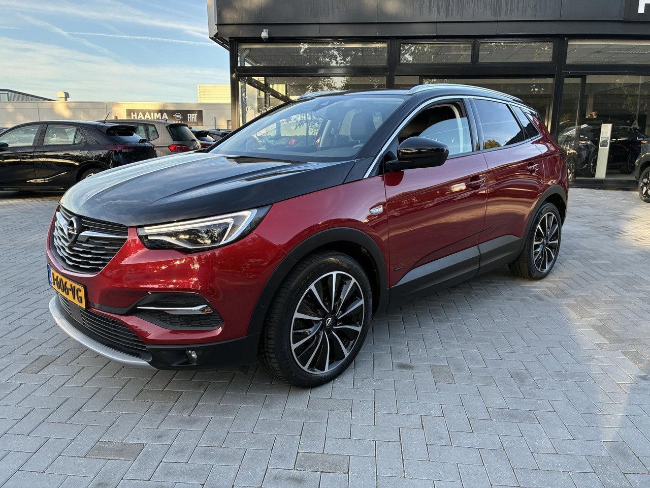 Opel Grandland X 1.6 Turbo Hybrid4 Automaat Ultimate | ECC |, Auto's, Automaat, 77 km/l, 4 cilinders, Bedrijf
