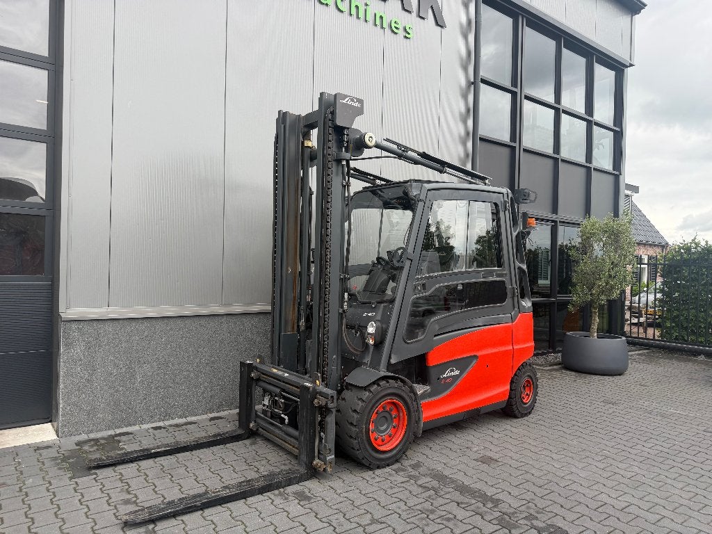 Linde E40 elektrische heftruck 'vorkversteller', Linde, Heftruck, Ophalen of Verzenden, Meer dan 4000 kg