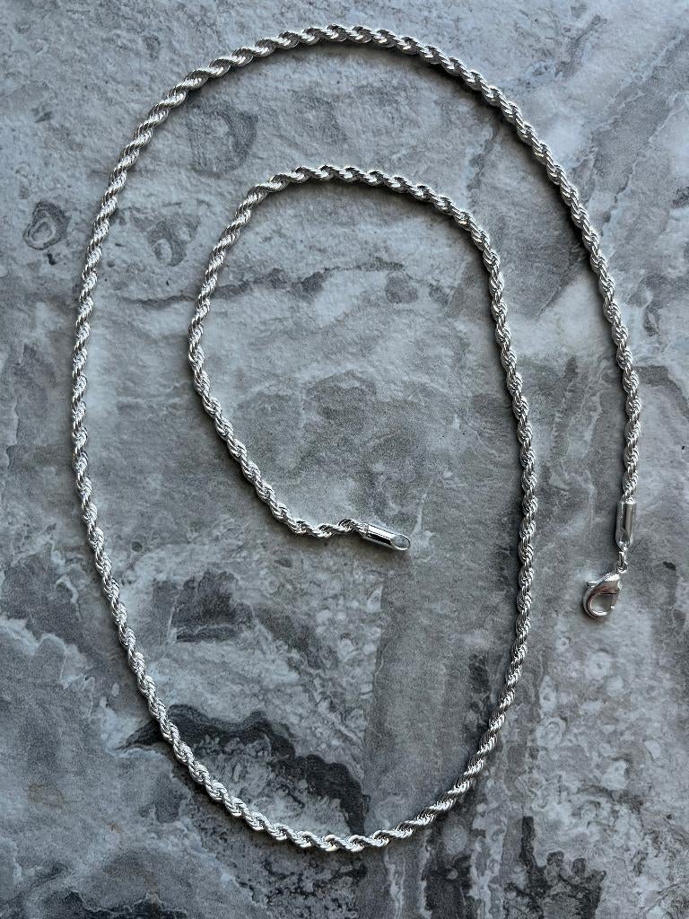 Ketting Titanium gedraaide schakel zilver glans 60 CM -NIEUW, Sieraden, Tassen en Uiterlijk, Kettingen, Ophalen of Verzenden, Nieuw