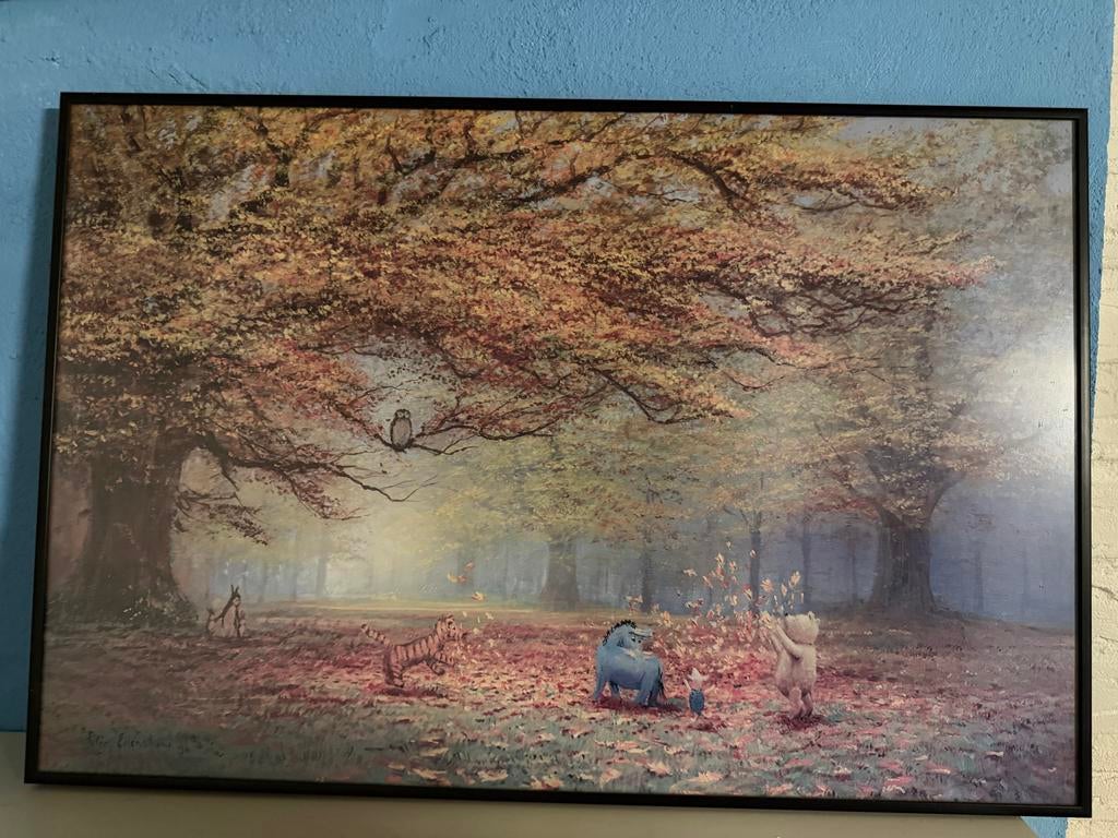 Ingelijste poster Winnie de Poeh en vrienden in herfstbos, Huis en Inrichting, Woonaccessoires | Schilderijen, Tekeningen en Foto's