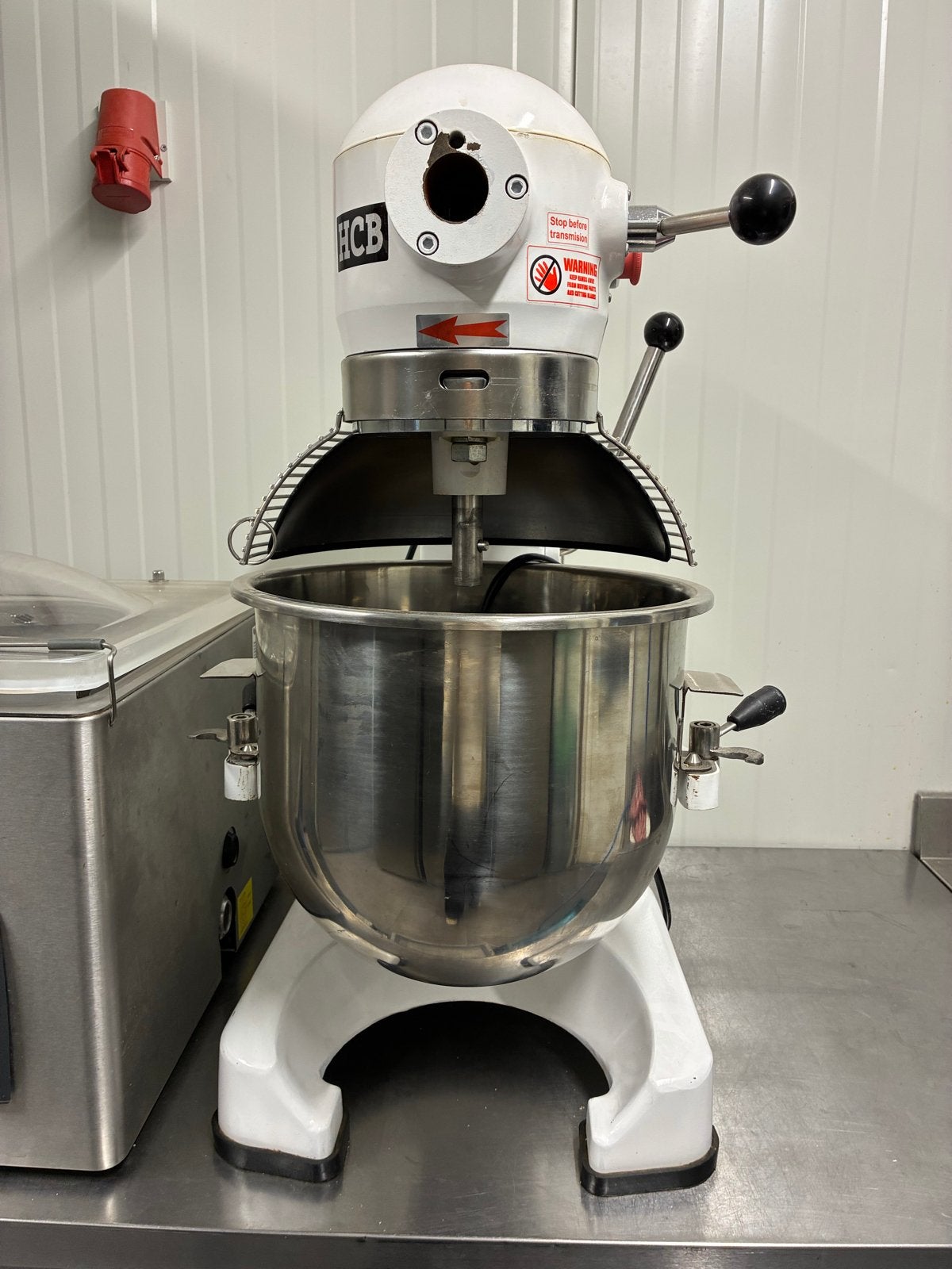 Professionele HCB Food Mixer - Krachtige Keukenmachine, 4 liter of meer, Ophalen, Gebruikt, 3 snelheden of meer