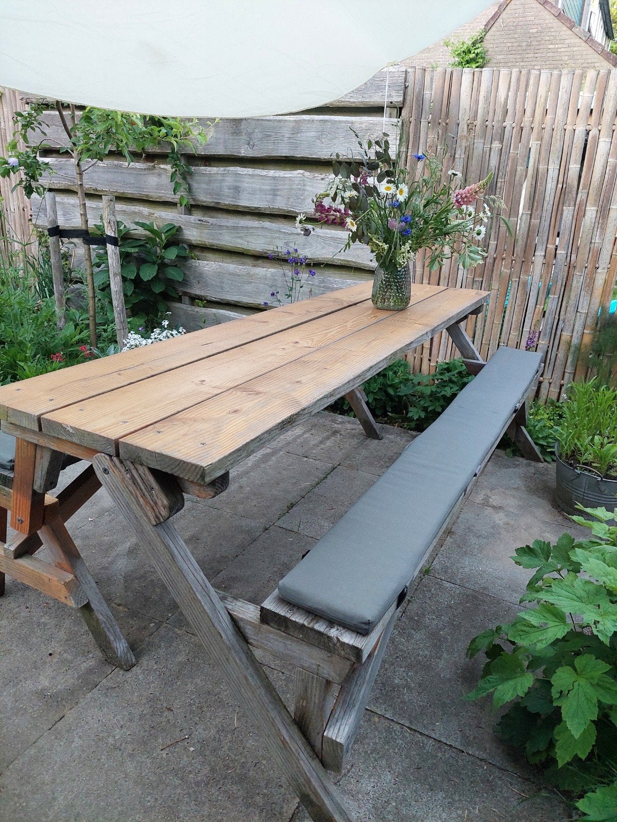 Back2Table inklapbare picknicktafel/tuinbank met kussens, Tuin en Terras, Picknicktafels, Ophalen, Gebruikt, Inklapbaar, Rechthoekig