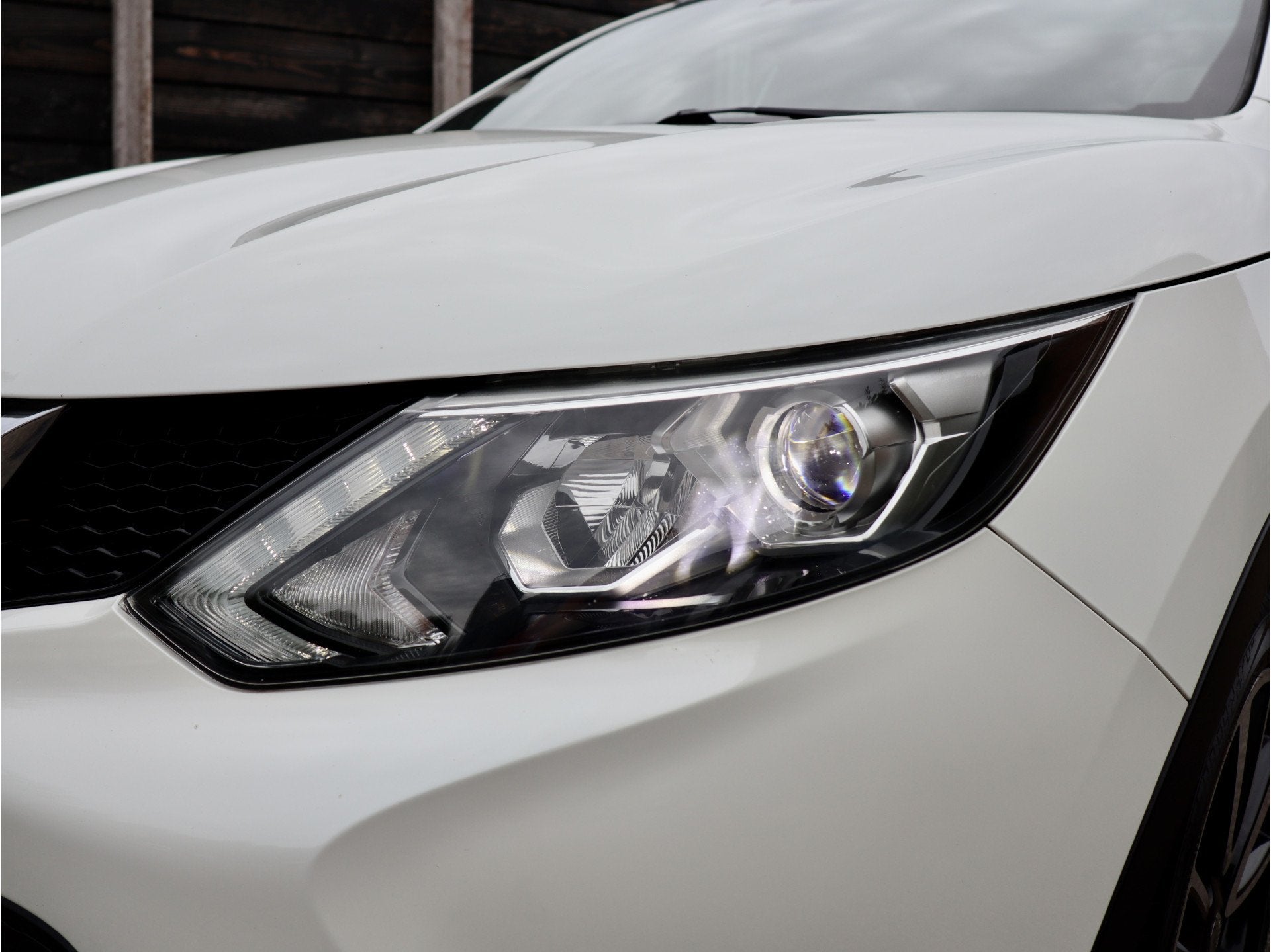 Nissan QASHQAI 1.2 Tekna AUT. (bj 2016, automaat), Auto's, Nissan, Gebruikt, 4 cilinders, 116 pk, Wit