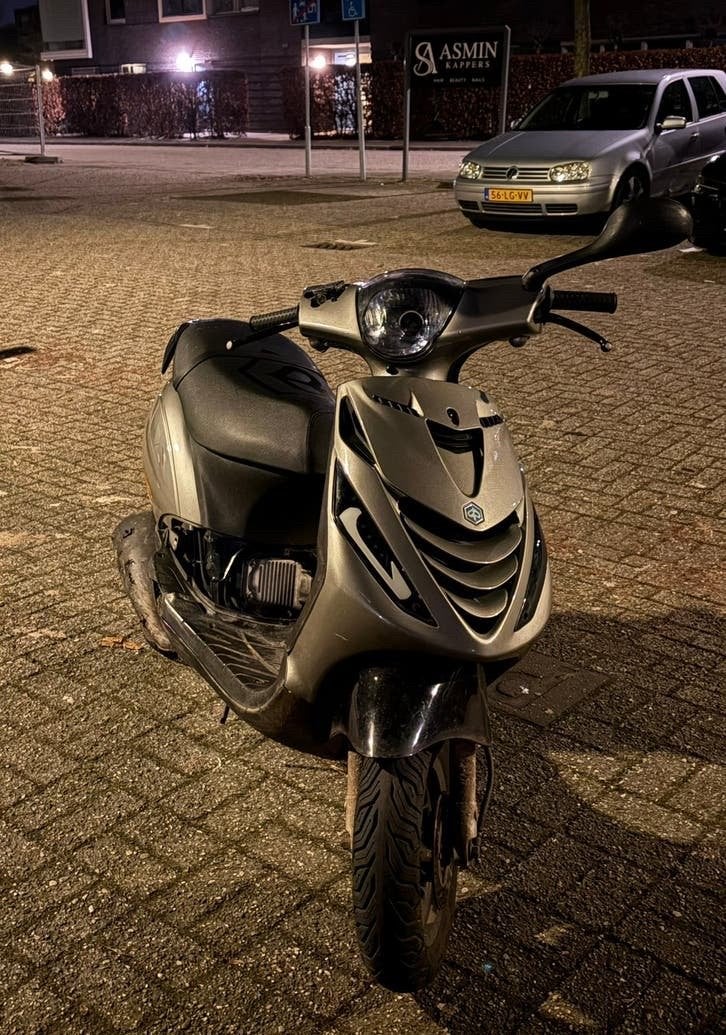Zip 150cc DG malossi leader perfecte sleeper/daily, Ophalen, Maximaal 45 km/u, Zip, Zo goed als nieuw