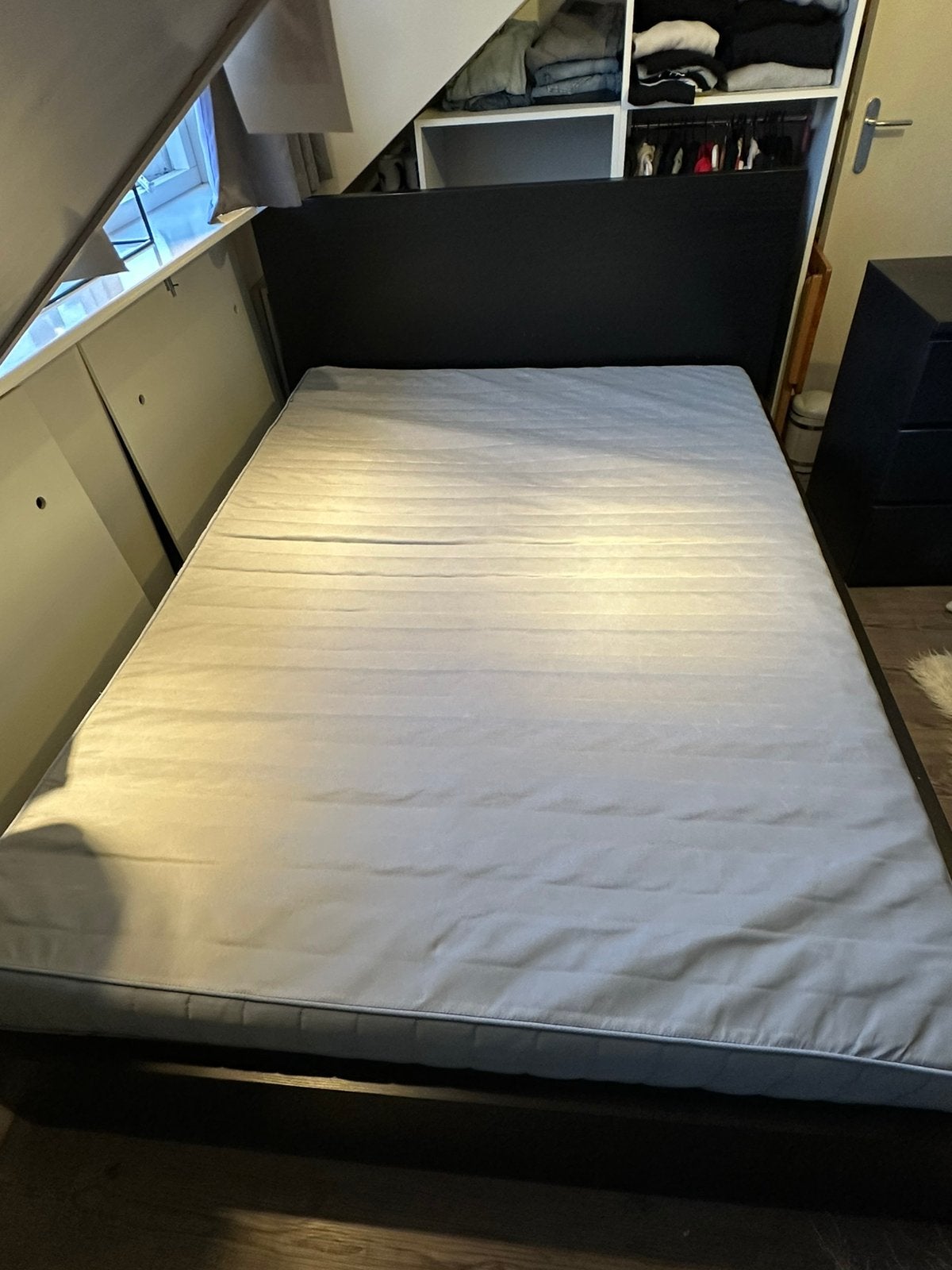 Ikea Malm bed met 2 lades, Huis en Inrichting, Slaapkamer | Bedden, Ophalen, Zwart, 140 cm, Zo goed als nieuw