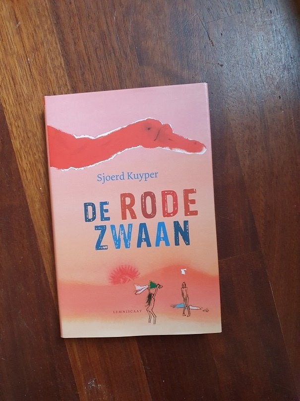 DE  RODE  ZWAAN  van  Sjoed Kuyper  - L    , Boeken, Ophalen of Verzenden, Zo goed als nieuw, Fictie algemeen