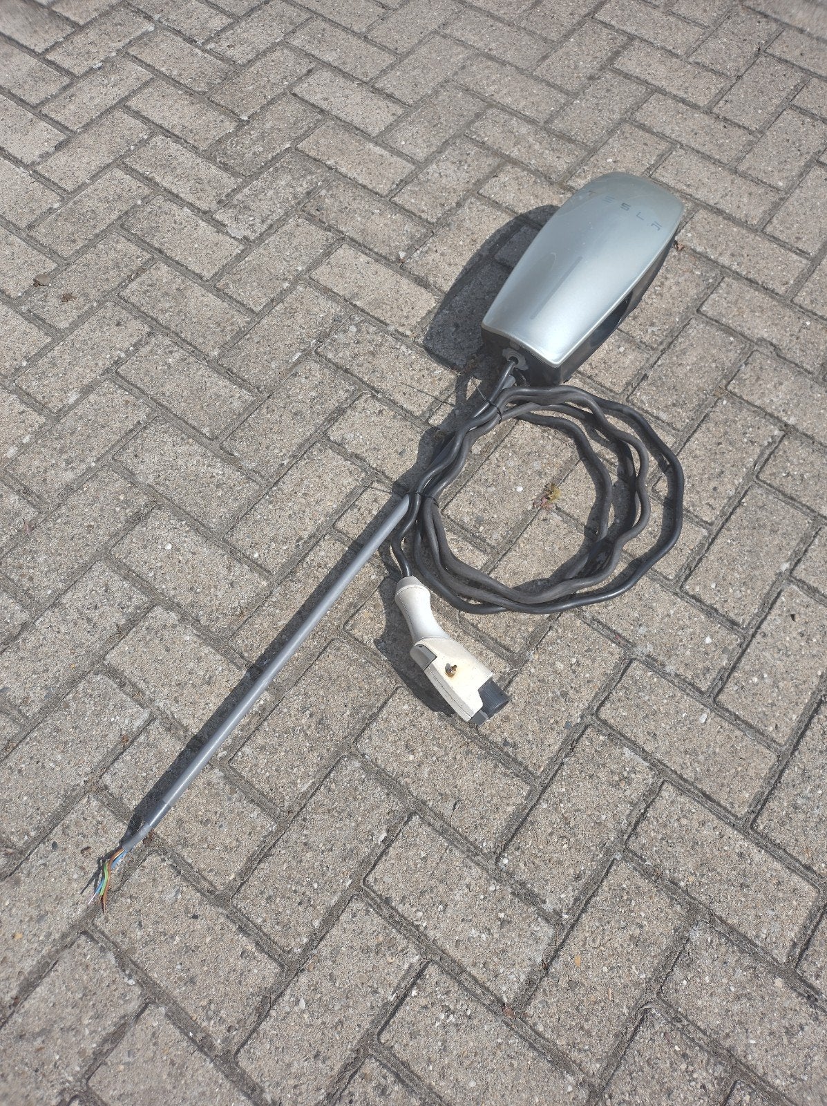 Lader Tesla Gen 1, Ophalen, Zo goed als nieuw