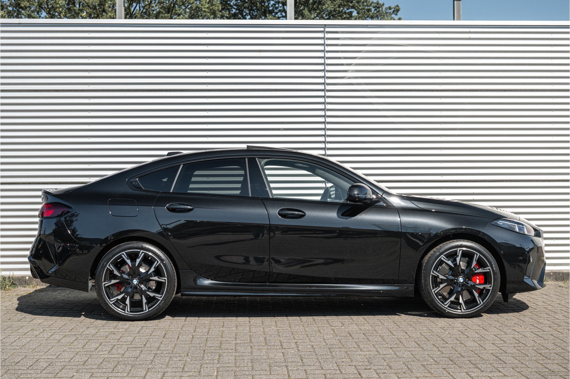BMW 2 Serie Gran Coupé 223 xDrive M Sport Automaat / Panora, Auto's, BMW, Automaat, 1998 cc, Zwart, 4 cilinders