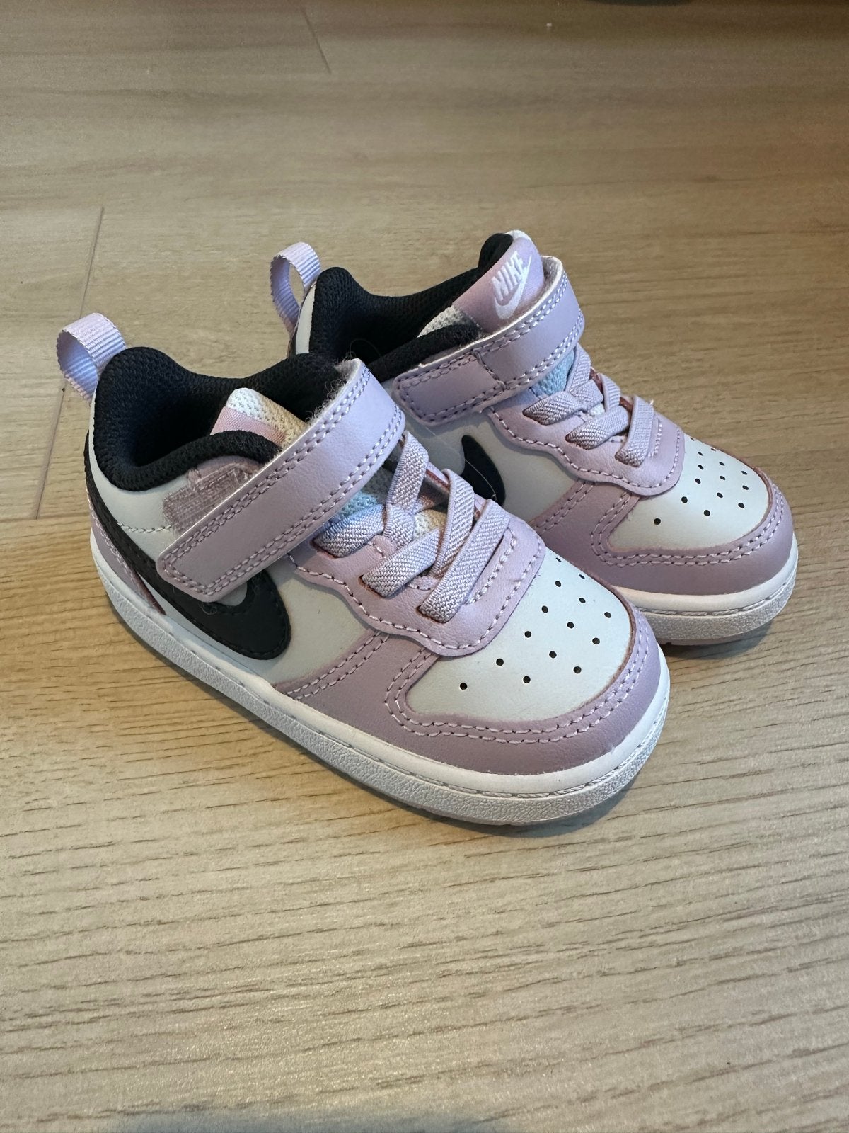 Nike Court Borough Low 2 sneakers - Maat 21 - Zonder doos, Ophalen of Verzenden, Gebruikt, Jongen of Meisje, Schoenen