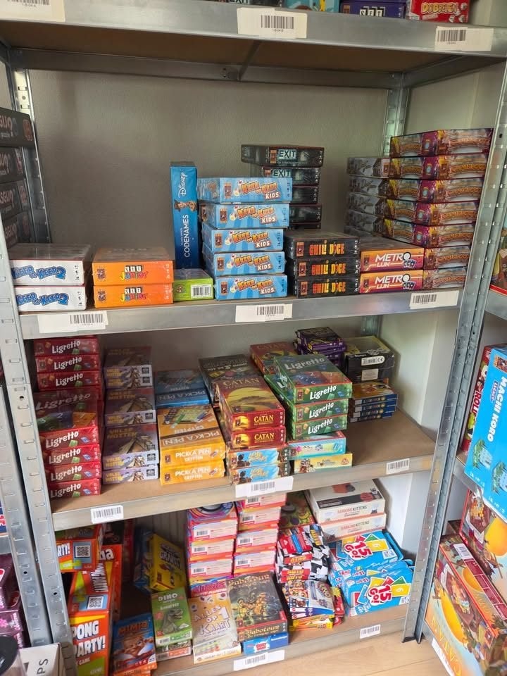 Partij nieuwe bord- en kaartspellen en puzzels, Ophalen, Nieuw