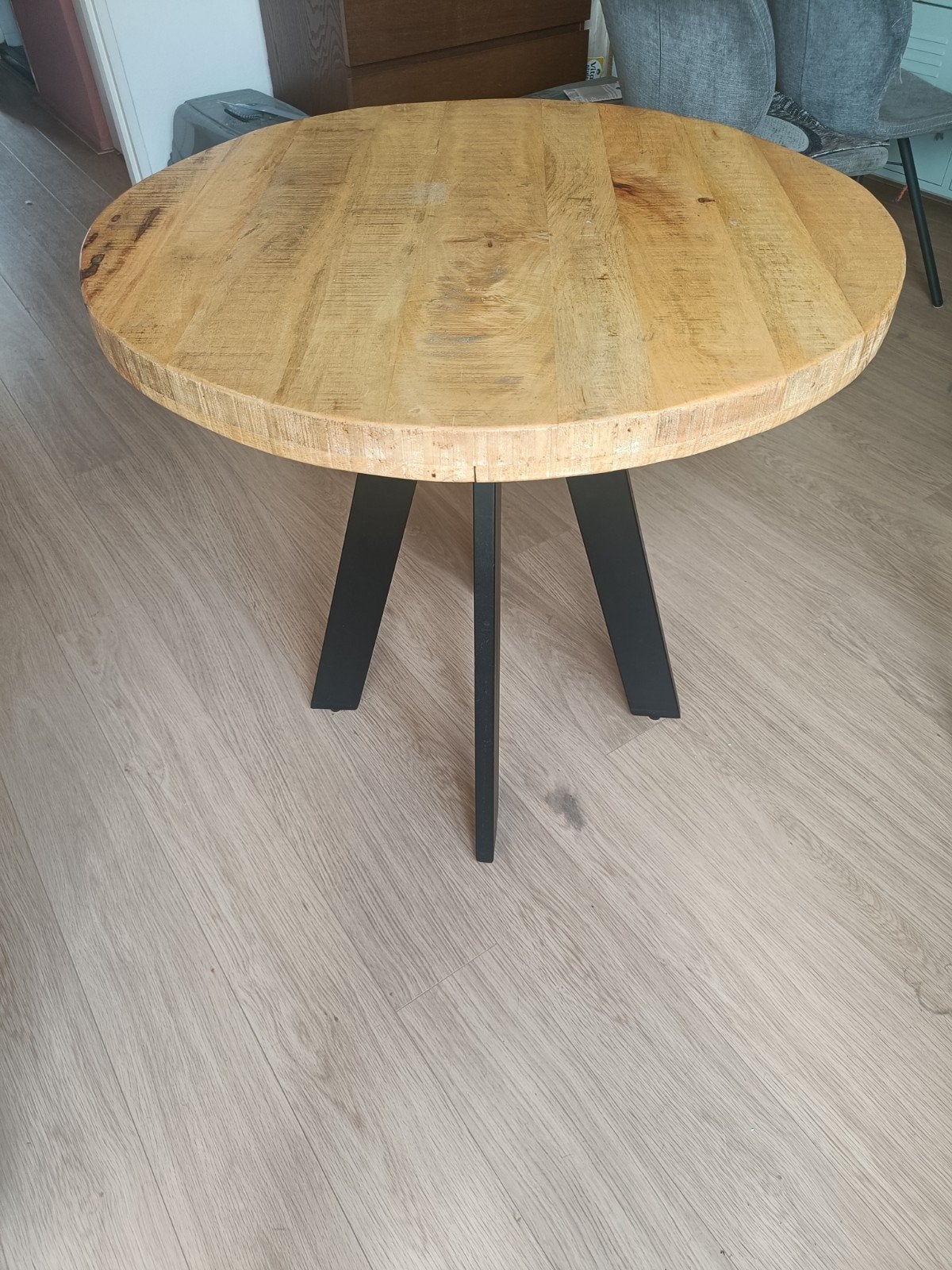Hoge ronde mangohouten tafel met metalen poten, Gebruikt, 50 tot 100 cm, Rond, Industrieel, Modern