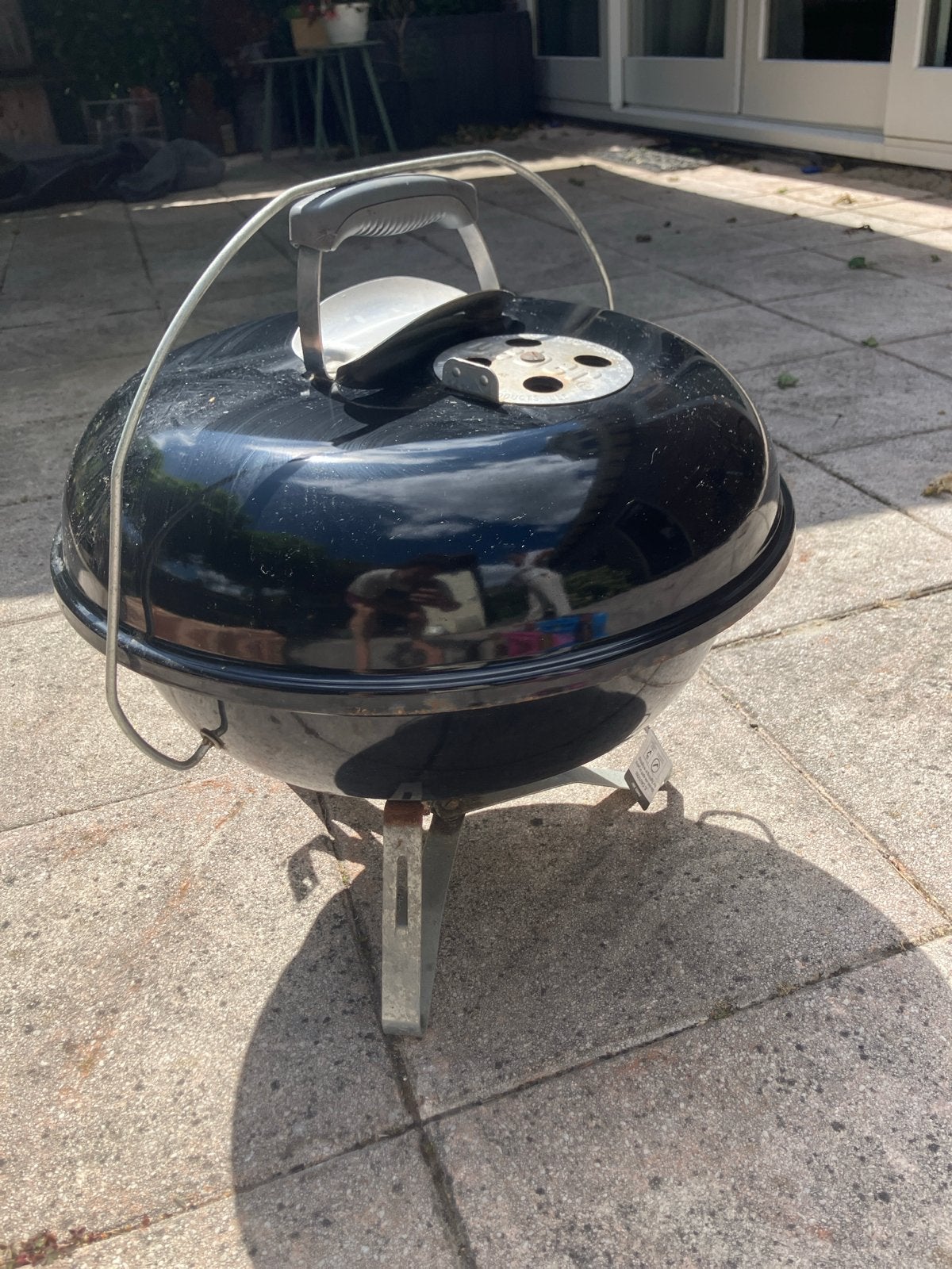 Weber Compacte zwarte barbecue met deksel, Ophalen, Gebruikt