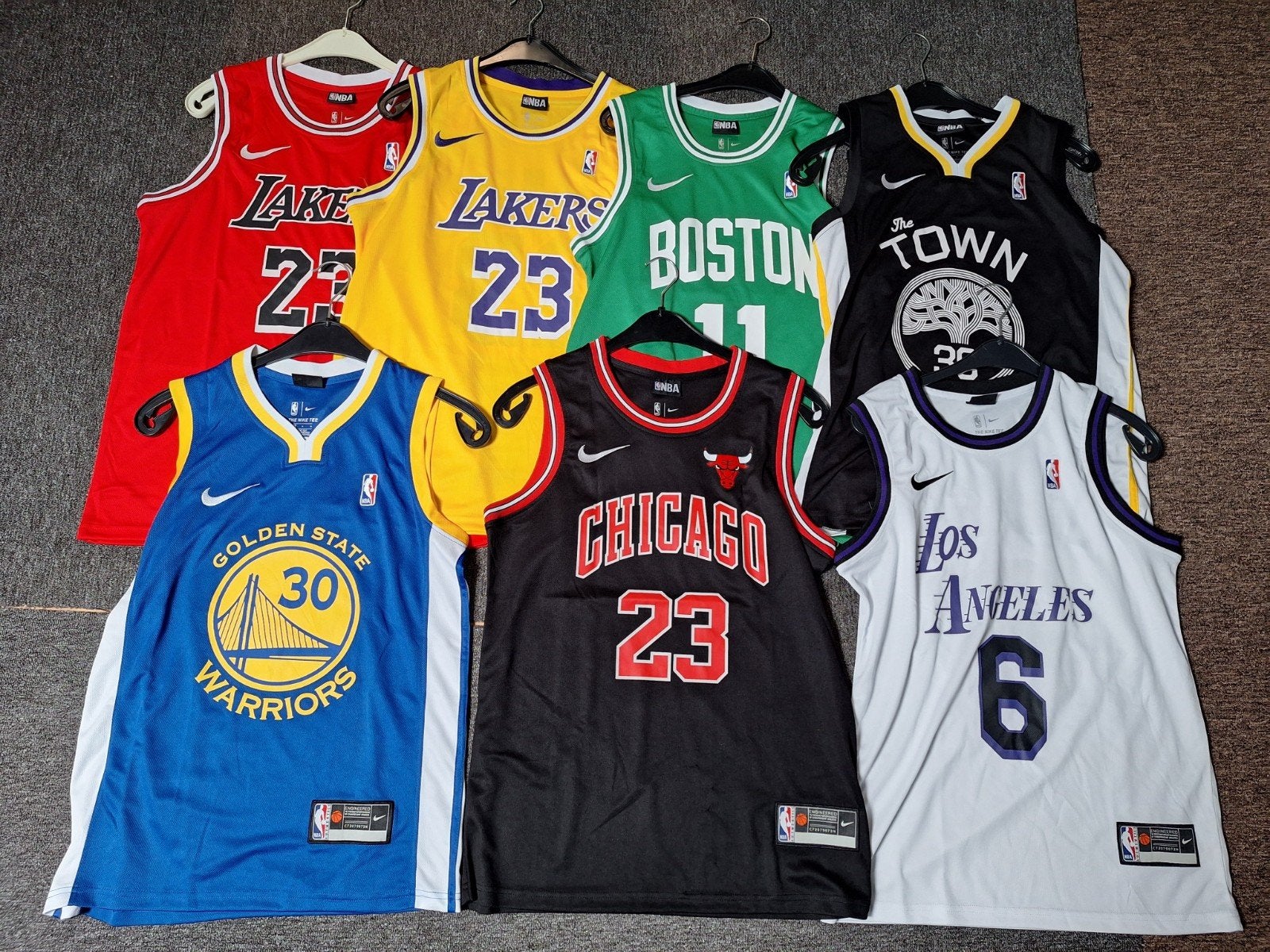 Basketbal Shirts maat L   7 stuks, Ophalen of Verzenden, Kleding