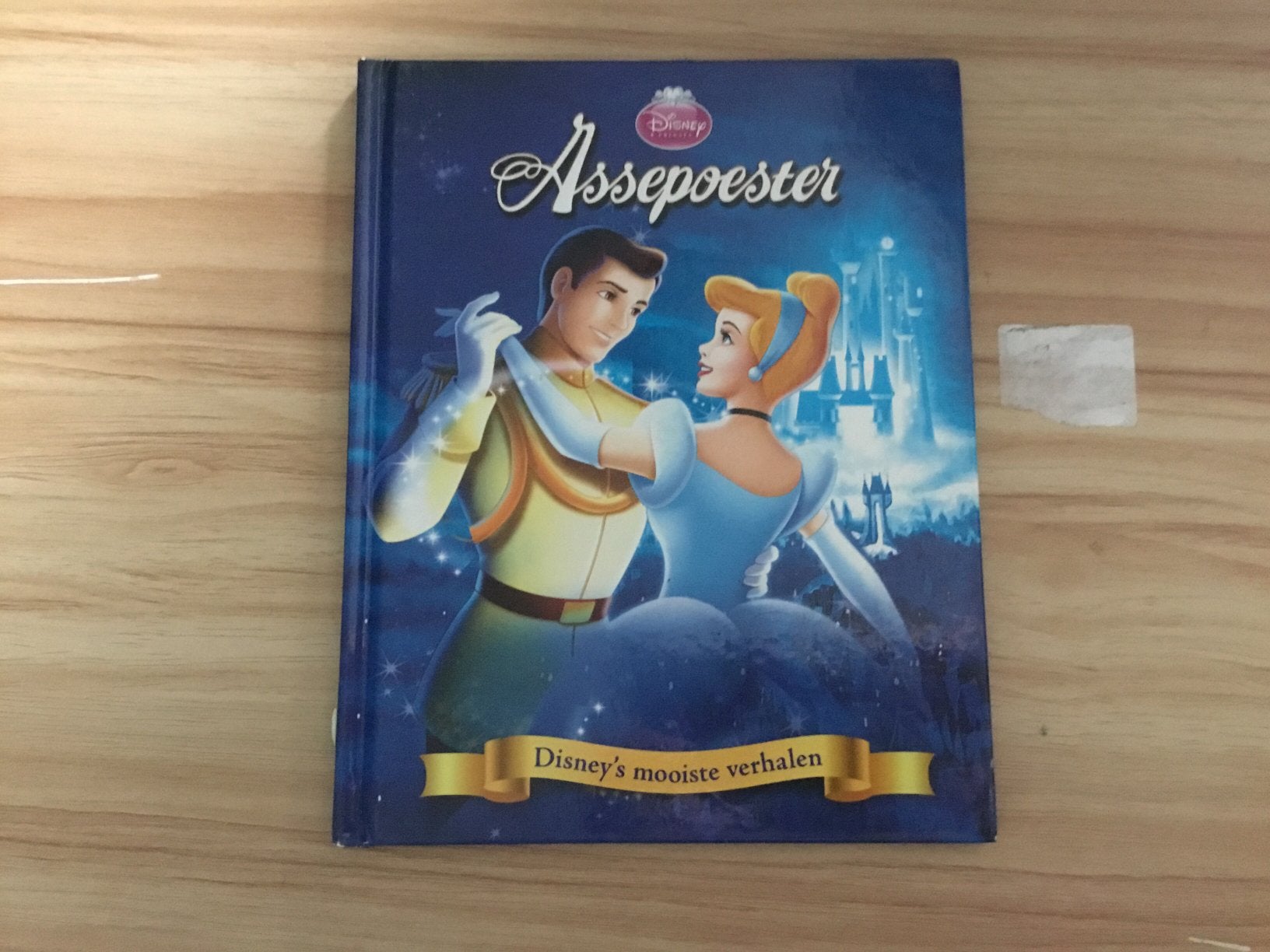 Assepoester, Ophalen of Verzenden, Zo goed als nieuw, Fictie algemeen