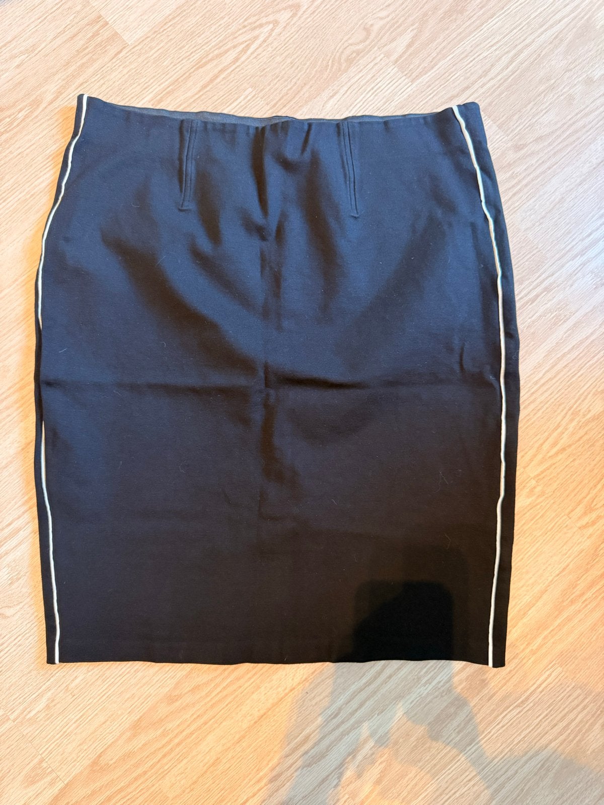 Zwarte Promiss kokerrok met witte bies, maat XXL, Zwart, Maat 46/48 (XL) of groter, Ophalen of Verzenden, Zo goed als nieuw