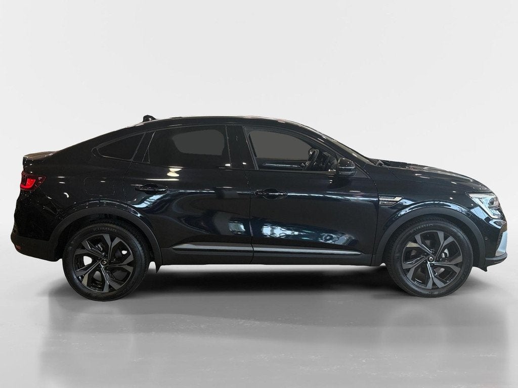 Renault Arkana 1.6 E-Tech hybrid 145 E-Tech engineered *Auto, Auto's, Renault, Gebruikt, Zwart, Bedrijf, 760 kg