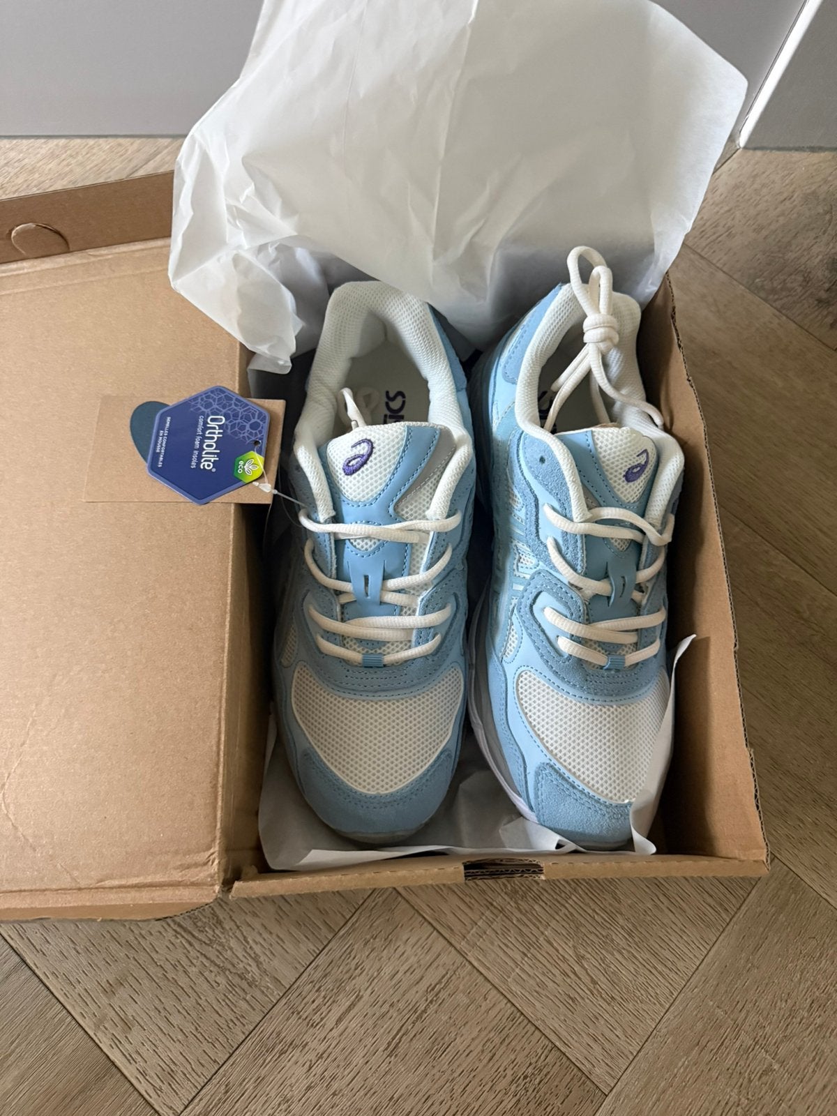 ASICS Gel-NYC Cream Arctic Sky 43,5, Blauw, Ophalen of Verzenden, Sneakers of Gympen, Zo goed als nieuw