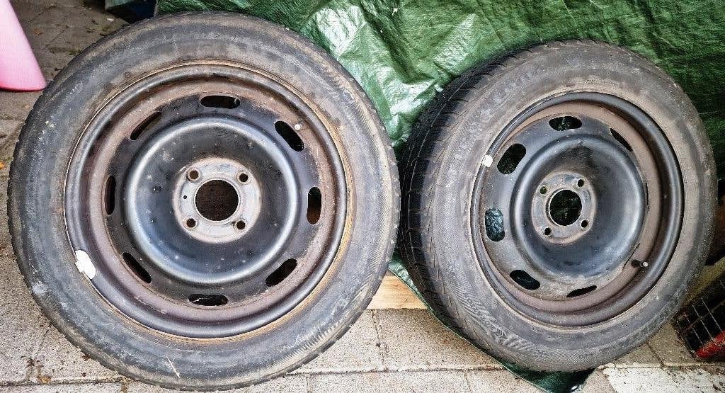 Firestone Winterhawk Winterbanden met velgen mt 185/60R15, Auto-onderdelen, Ophalen, Gebruikt