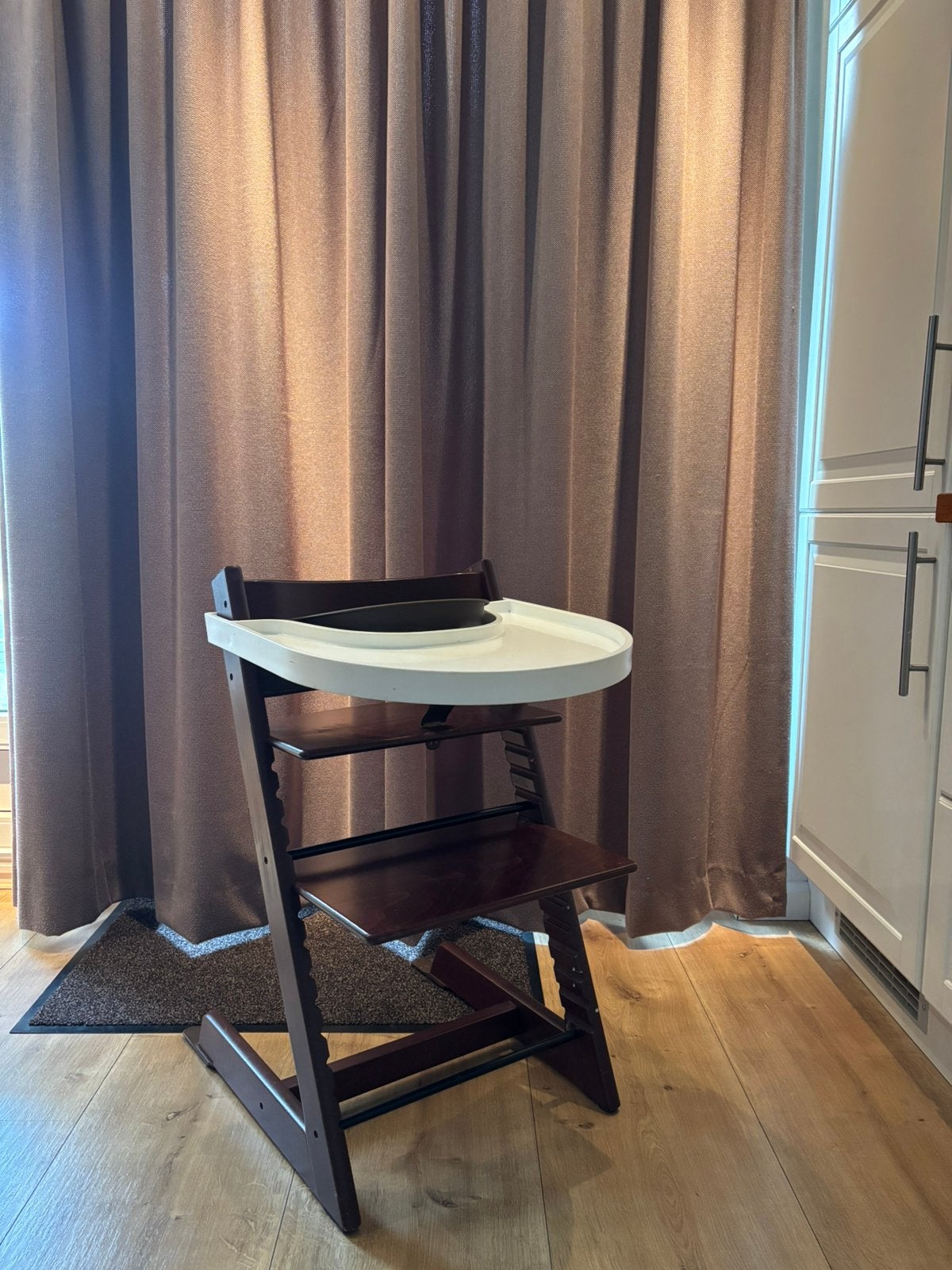 Stokke stripp trapp peuter meegroeistoel, Ophalen, Zo goed als nieuw, 75 cm of meer, 60 cm of meer