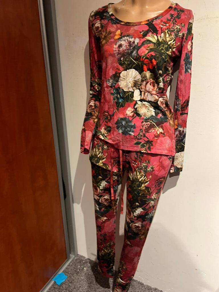 Essenza pyjama XS - Zo goed als nieuw, 1 keer gedragen, G, G, T, Ophalen of Verzenden