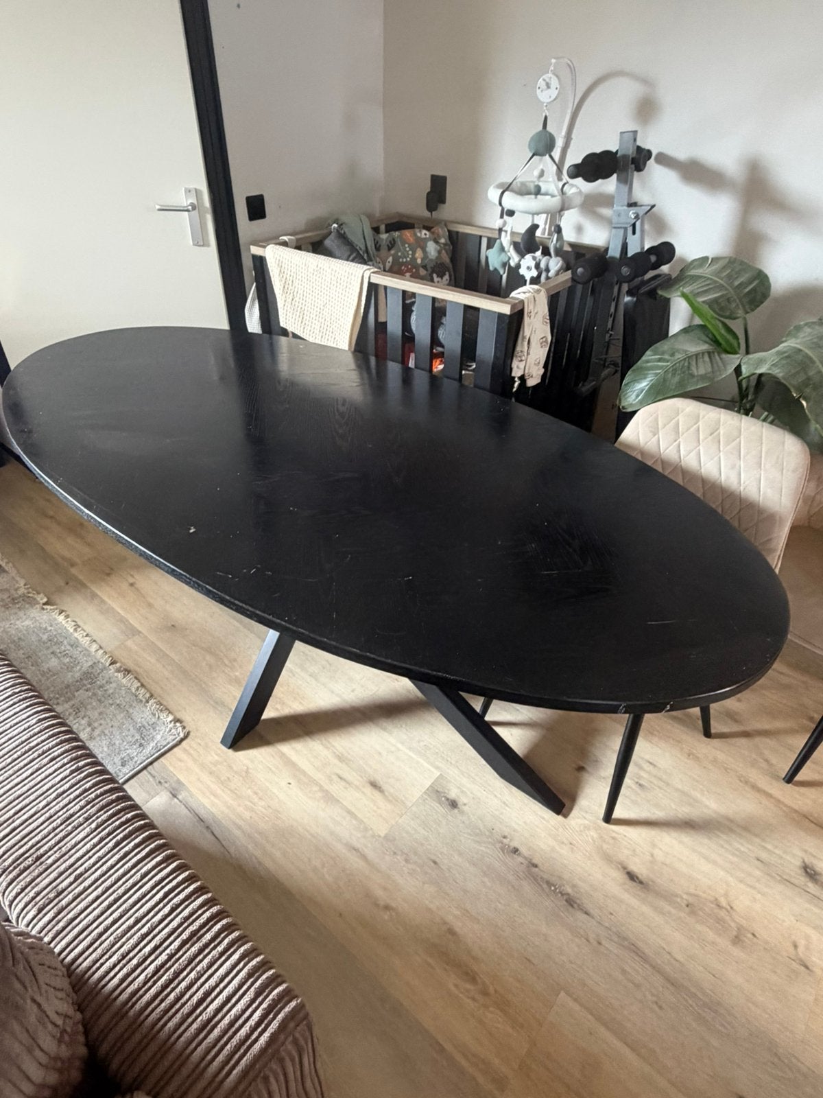 Ovale eettafel / X poot / visgraat / 210cm, Huis en Inrichting, Gebruikt, 100 tot 150 cm, 200 cm of meer, Vijf personen of meer
