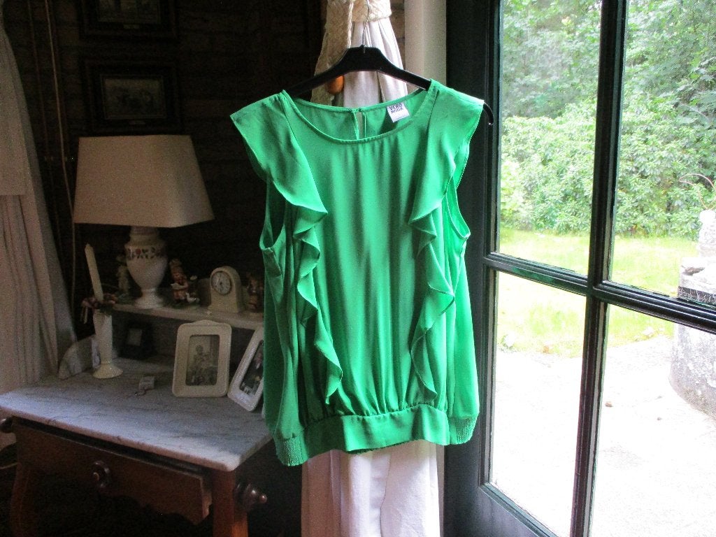 mj/NIEUW! VERO MODA/top/maat 42/appeltjesgroen met ruchel, Kleding | Dames, Verzenden, Vero Moda, Maat 42/44 (L), Nieuw