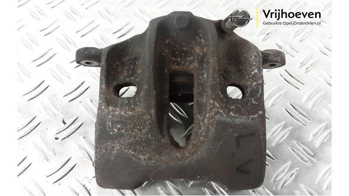 Remklauw (Tang) links-voor van een Opel Omega (Omega B 94-), Auto-onderdelen, Gebruikt, -, -, Opel
