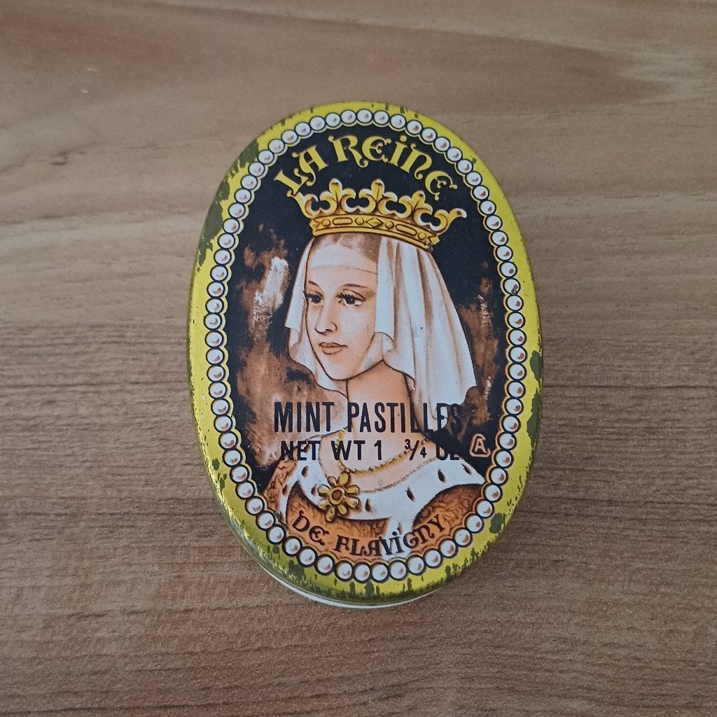 Flavigny La Reine mint pastilles blikje, Ophalen of Verzenden, Gebruikt, Overige, Overige merken
