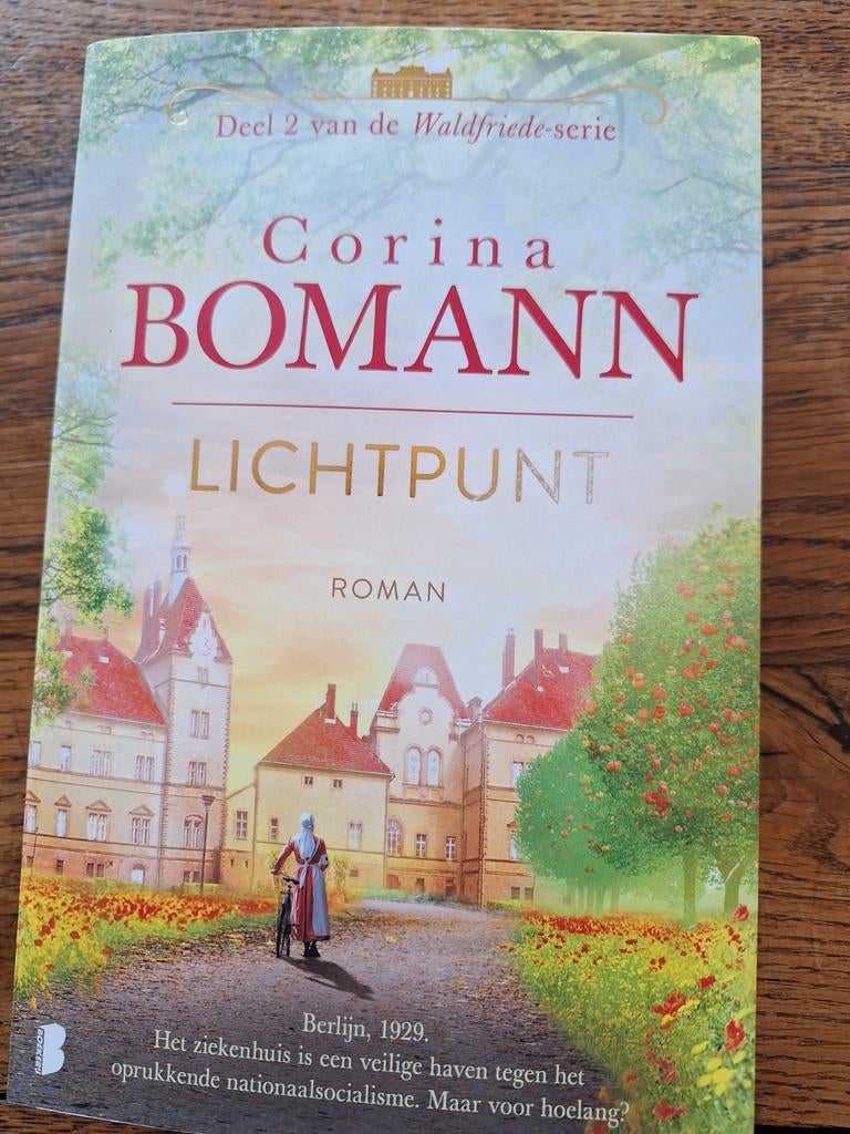 Corina Bomann - Lichtpunt, Ophalen of Verzenden, Zo goed als nieuw, Corina Bomann