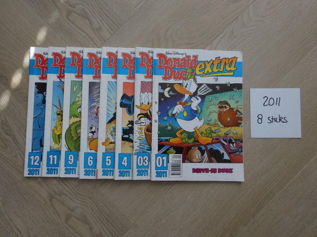 Donald Duck EXTRA jaargang 2011 - 8 st, Meerdere stripboeken, Ophalen of Verzenden, Zo goed als nieuw
