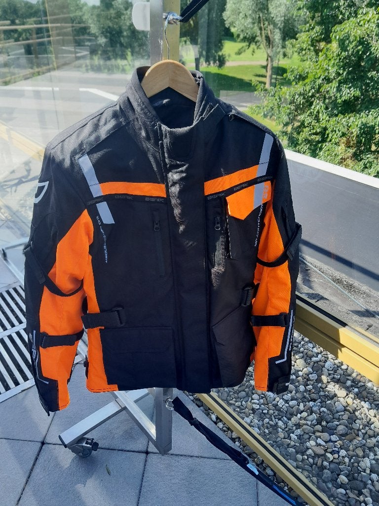 Berik Dames Maat XS met bescherming en binnenjas NIEUW, Motoren, Kleding | Motorkleding, Jas | textiel, Ophalen of Verzenden, Nieuw zonder kaartje