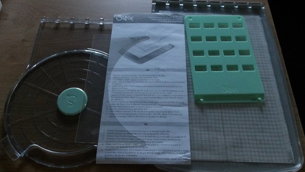 Sizzix Stencil Stamp Tool en Stamp Spin Tool, Hobby en Vrije tijd, Kaarten | Zelf maken, Ophalen of Verzenden, Zo goed als nieuw