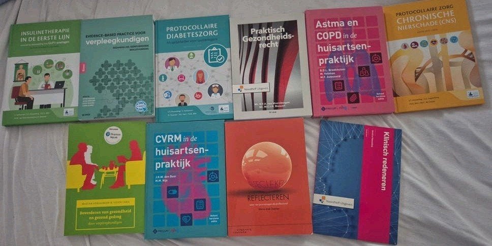 Studieboeken opleiding POH Somatiek te koop, Ophalen of Verzenden, Beta, Zo goed als nieuw, HBO