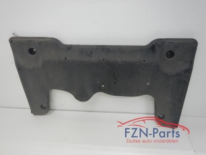 VW Tiguan 5NA Bodem beschermplaat Subframe voorzijde, Ophalen of Verzenden, Gebruikt