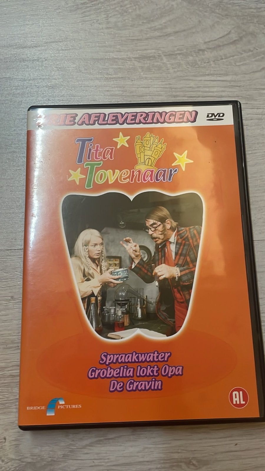 Tita Tovenaar DVD - 3 Afleveringen, Gebruikt, Verzenden, Alle leeftijden, Tv-serie