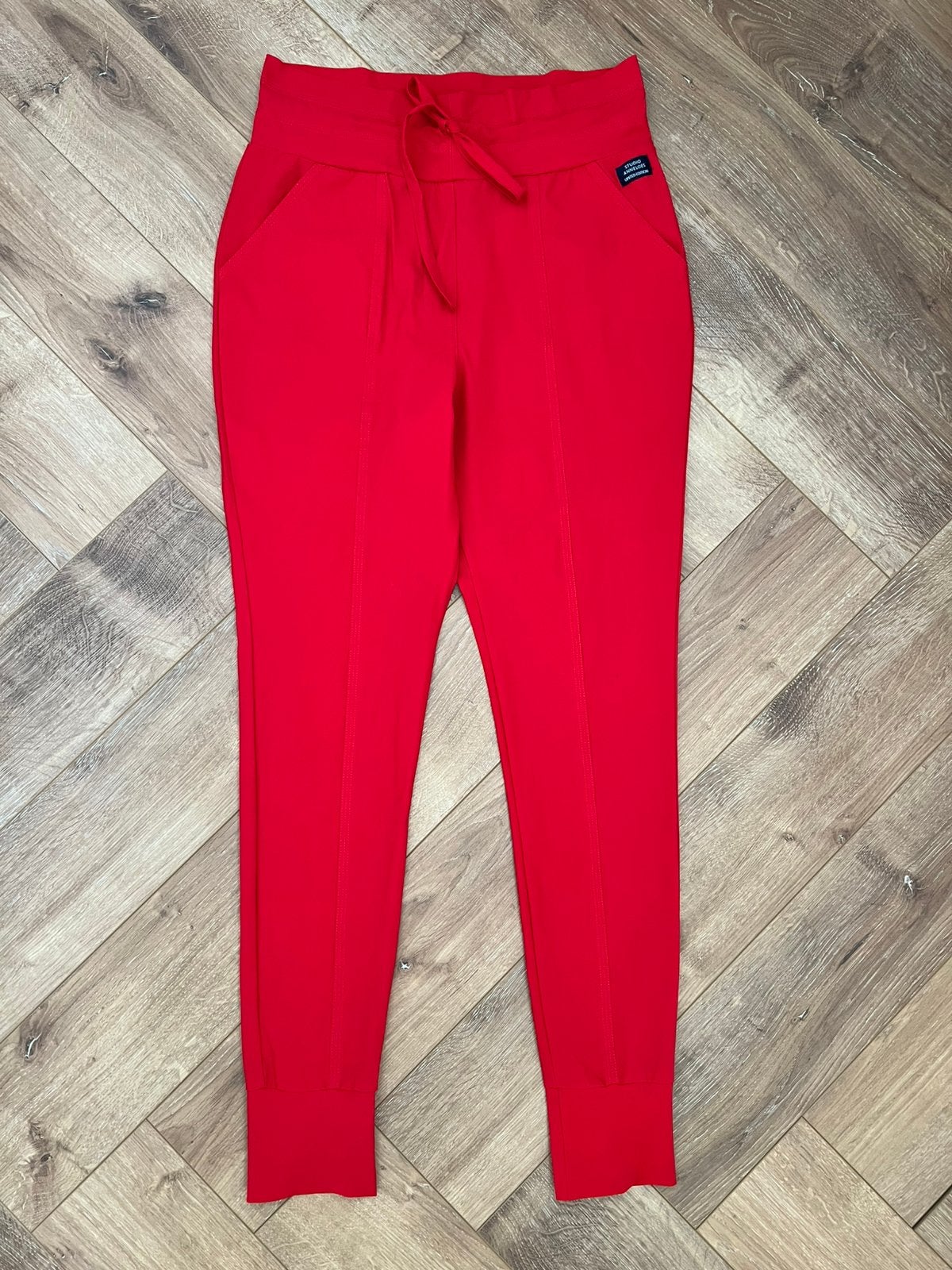 Studio anneloes franka 3.0 limited edition broek m rood, Ophalen of Verzenden, Zo goed als nieuw, X, Rood