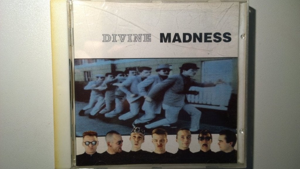Madness - Divine Madness, Ophalen of Verzenden, Zo goed als nieuw