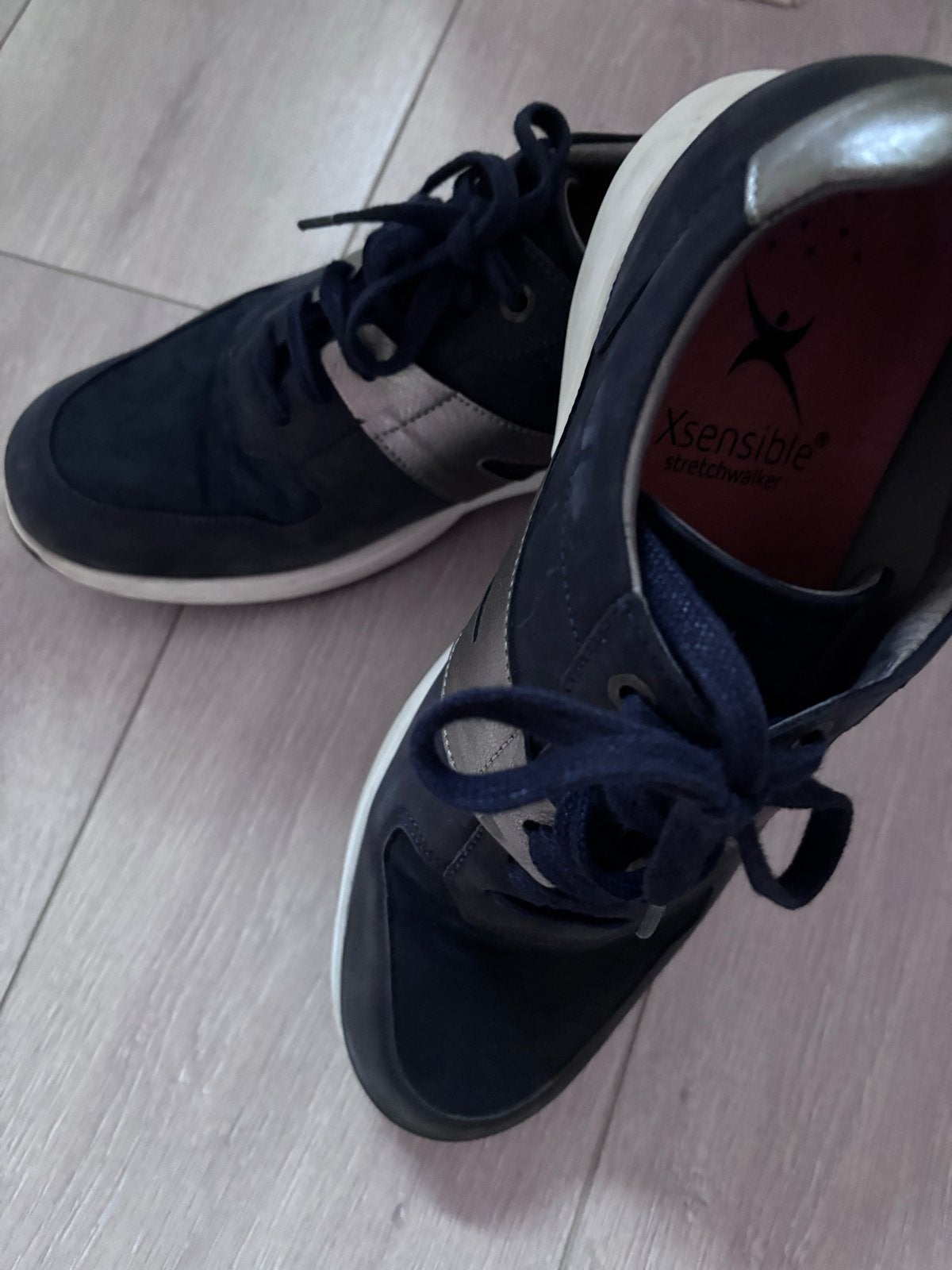 Xsensible Stretchwalker gympen donkerblauw suède leer mt 42, Blauw, Ophalen of Verzenden, Sneakers of Gympen, Zo goed als nieuw