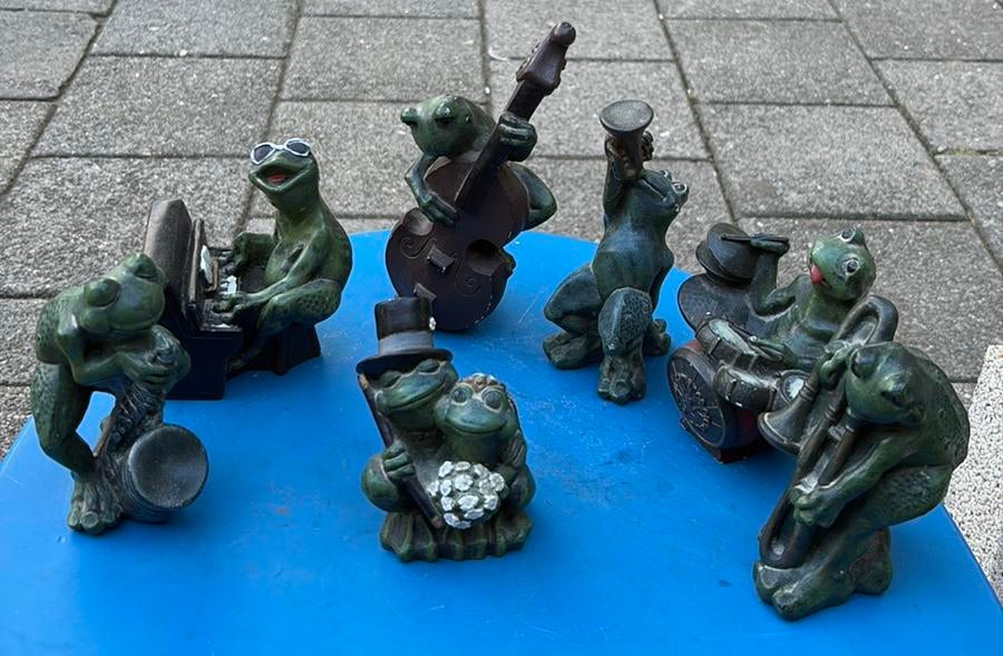 KIKKER BRUIDSPAAR + ORKEST SET, Verzamelen, Beelden en Beeldjes, Ophalen, Zo goed als nieuw, Dier