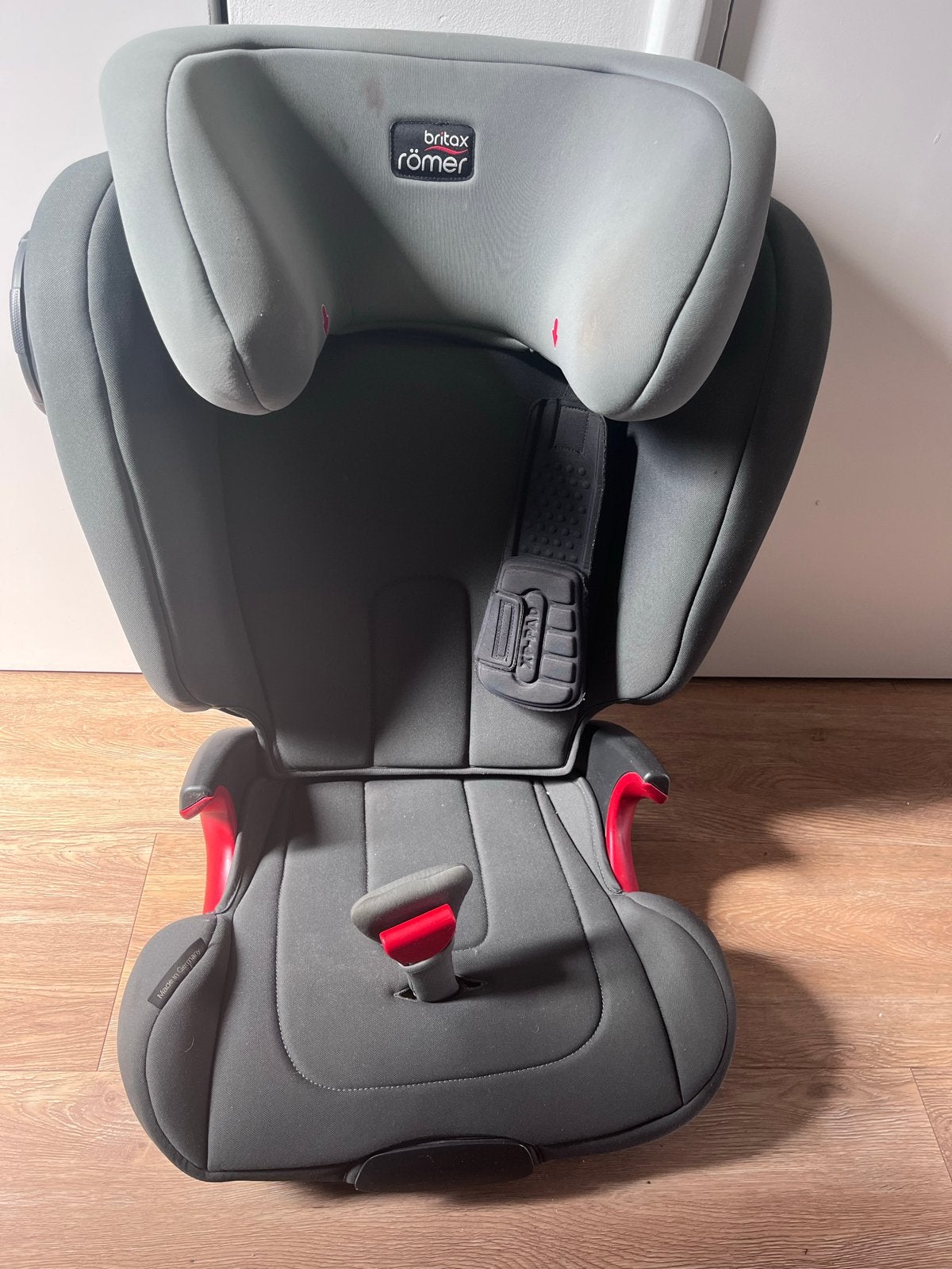 Britax Römer autostoel - grijs, 9-36 kg, Kinderen en Baby's, Autostoeltjes, Ophalen, Romer, Autogordel of Isofix, Gebruikt