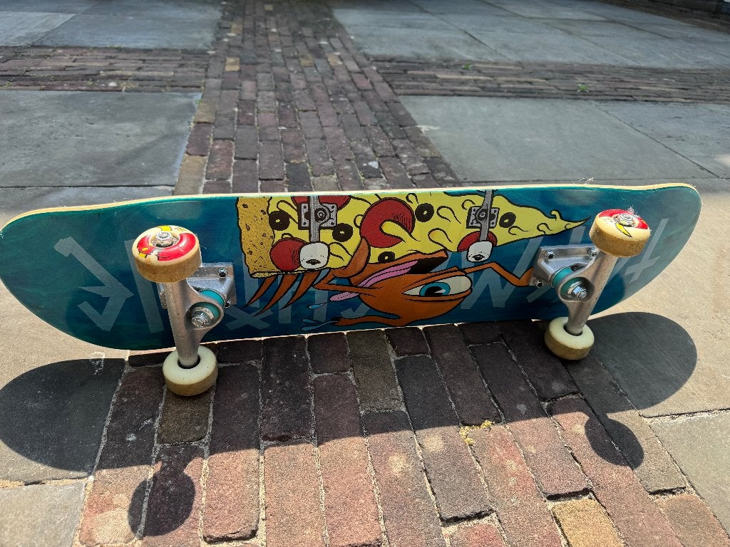 skateboard Revert BIJNA NIEUW 2x gebruikt voor 5 minuten, Ophalen, Nieuw, Skateboard