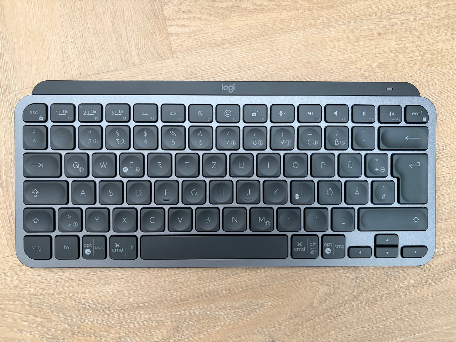 Logitech MX Keys Mini Draadloos Toetsenbord QWERTZ, Computers en Software, Ophalen, Multi-device, Zo goed als nieuw, Draadloos
