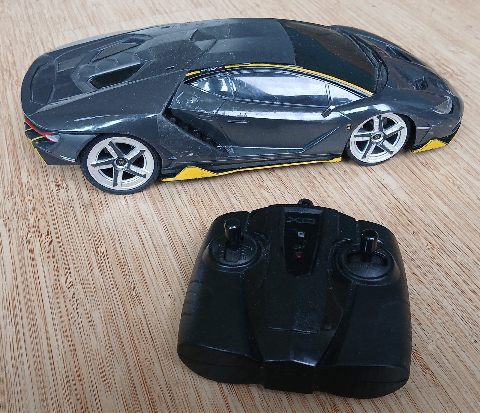 RC Lamborghini Centenario 1:18 met afstandsbediening, Elektro, Gebruikt, Ophalen of Verzenden, Auto onroad